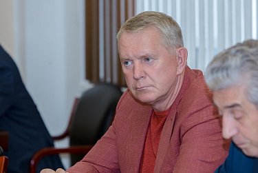Первое осеннее заседание ЗС пройдет в октябре